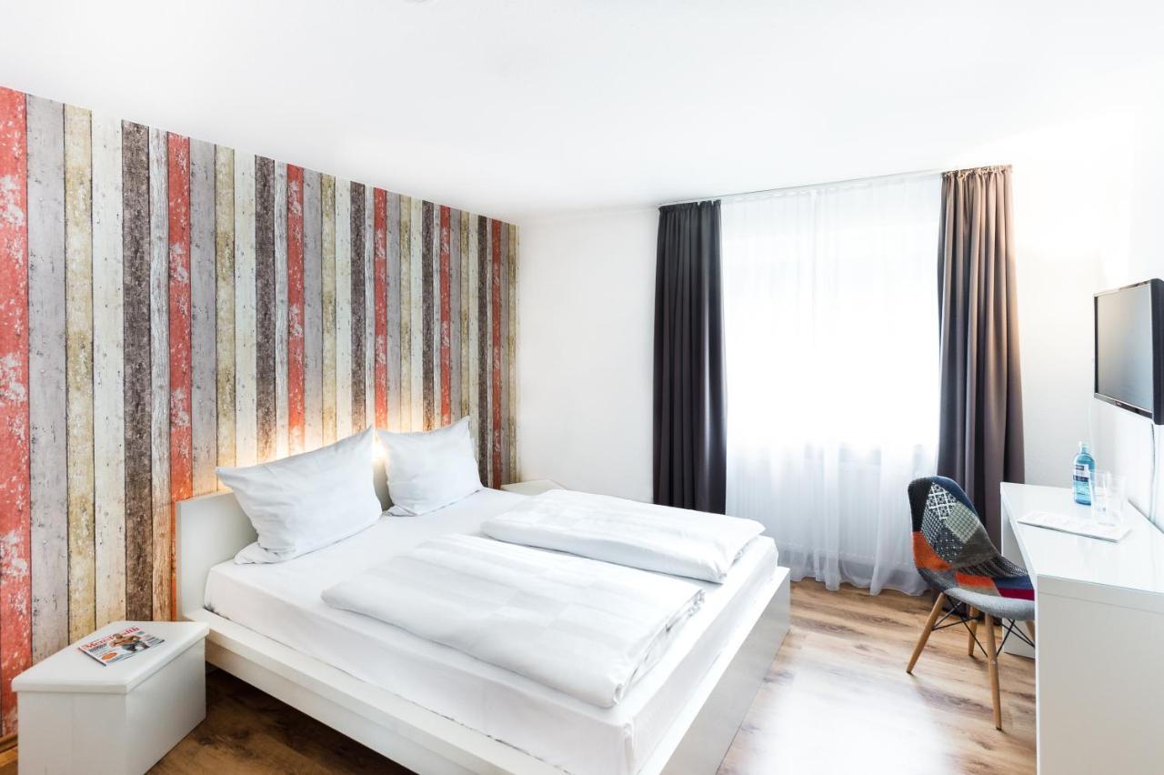 Haus am Park - Ihr Gästehaus in Velbert Zimmer foto
